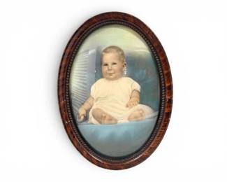 122 VintageOvalWoodPictureFramewConvexBubbleGlass