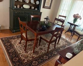 Dining Room Table w/6 chairs