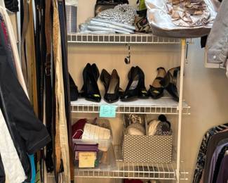 Ladies Shoes, Hats, Gloves, Purses