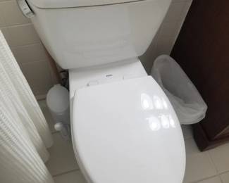 TOTO toilet