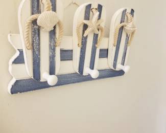 Flip flop rack
