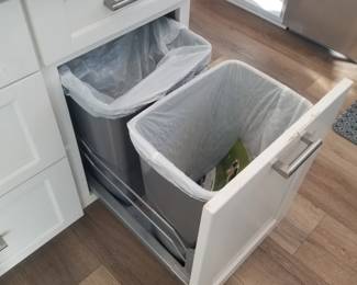 Kitchen feature: trash corral