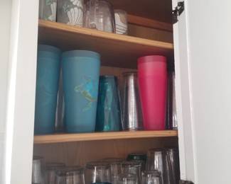 Glass & plastic tumblers