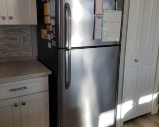 Frigidaire refrigerator mfg. 3/2017