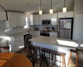 Kitchen overview; 4 bar stools available