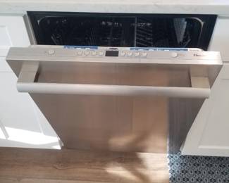 Thermador diswasher