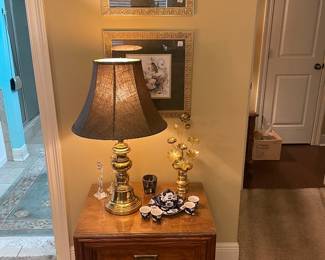 Thomasville/ Huntley retro walnut triple nightstand 