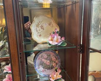 View of right side of cabinet