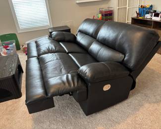#86 New! Mountainous Dual Power Leather Reclining Sofa $700.00