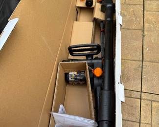 #10 New in box WORX 2 in 1 10" Pole Saw/Chain Saw $75.00
