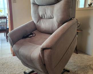 Pride layflat lift recliner