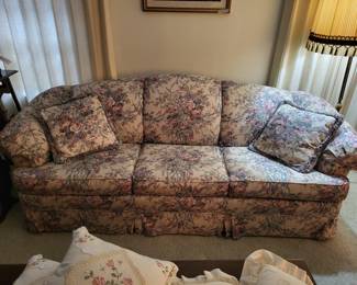 Broyhill Sleeper Sofa 