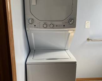Small Unit Stackable Washer/Dryer