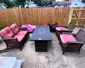 4 PC PATIO SET w/ FIRE PIT TABLE