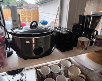 KITCHEN APPLIANCES