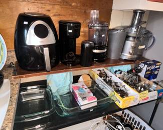 GREAT SELECTION OF SMALL APPLIANCES