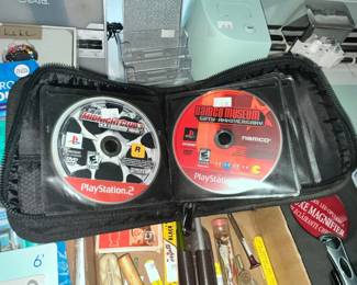 BOOK FULL OF PS2 GAMNES