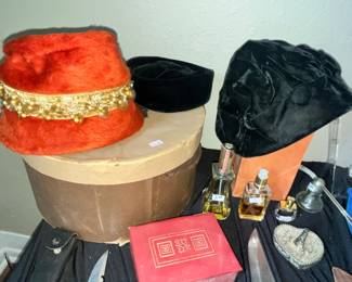 HATS & PERFUME