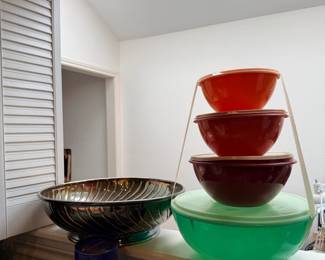 Tupperware items