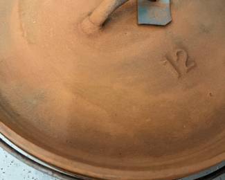 Cast Iron Dutch Oven