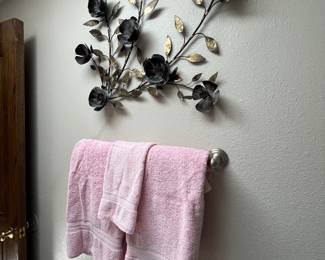 Bath Linens, Metal Wall Decor - upstairs