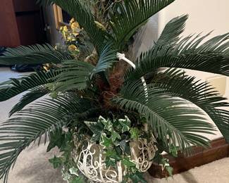 Planter with artificial plant