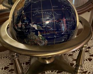 Desk top globe - upstairs
