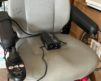 Electric wheel chair