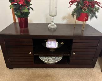 Entertainment Center $125.00      48"W 19'D 21"T