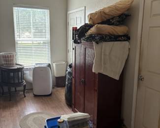 08 Wardrobe Cabinet