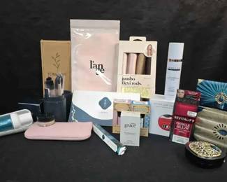 15CT194Beauty essentials