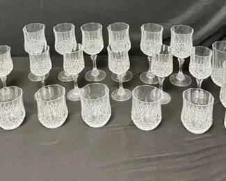 16CT105Vintage Cristal Darques Wine Glasses And Cups