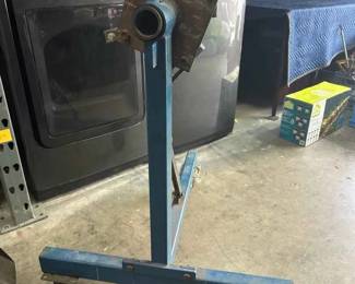 16CT168Motor Stand