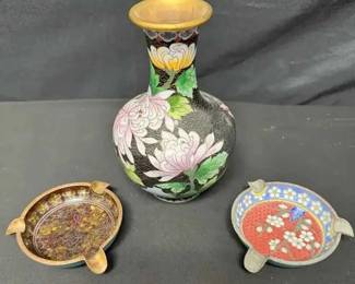 16CT146Vintage Chinese Cloisonn Brass Vase And Ashtrays