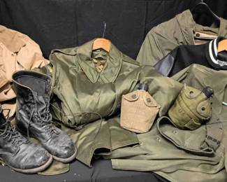 16CT119Vintage Military Clothes and More