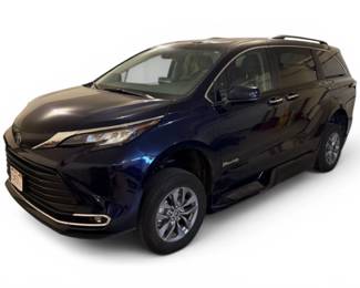 2022 Toyota Sienna Van
