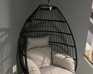 Hanging swinging chair - VERY COMFORTABLE!