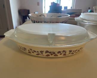 Gold Leaf Acorn Divided Casserole Dish Golden with Lid
