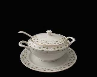 Favolina Karolina Diana Pattern Soup Tureen with Lid and Underplate
