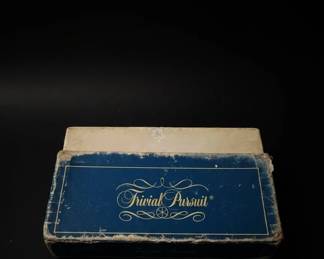 Trivial Pursuit Genus Edition Card Box
