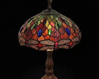Dale Tiffany Dragonfly Stained Glass Table Lamp