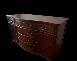 Federal Style Mahogany Bowfront Sideboard