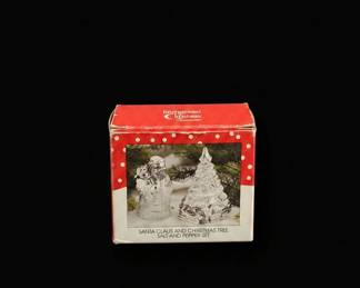 International Silver Company Santa Claus and Christmas Tree Salt and Pepper Set