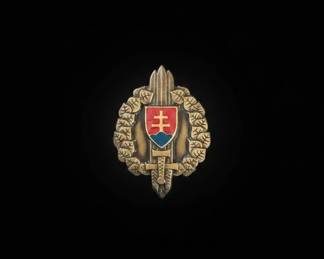 Slovak Republic Army Police Forestry Cap Badge Pin Insignia Medal