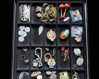 Assorted Vintage Collectibles Lot