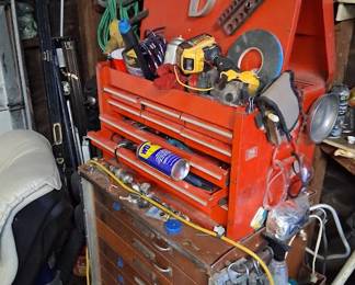 Roll away tool boxes