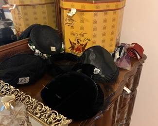 Vintage women’s hats