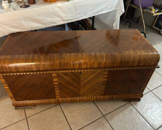 Lane cedar hope chest
