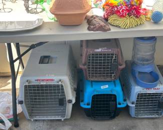 Animal crates for small dog or cat