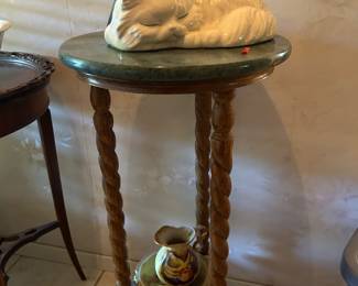 Console table with spindle legs